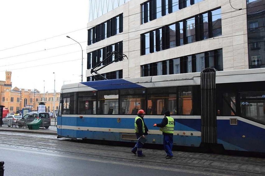 Awaria trakcji tramwajowej przy ul. Piłsudskiego