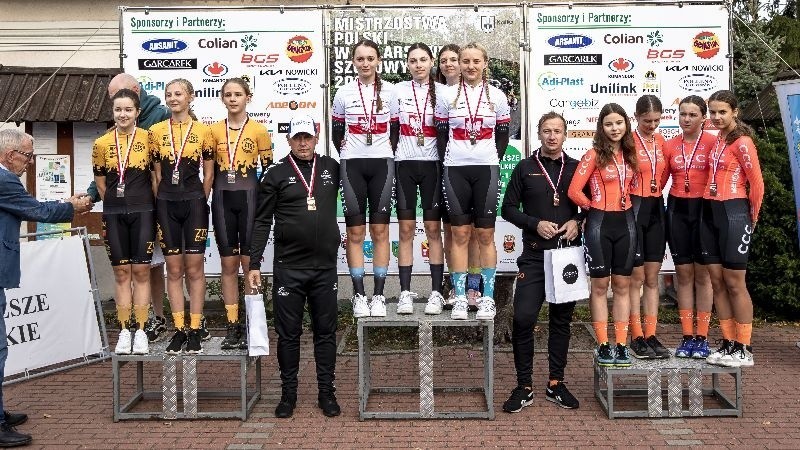 Zawodniczki Świętokrzyskiej Fundacji Sportu Daleszyce zdobyły dwa medale na Mistrzostwach Polski w kolarstwie szosowym