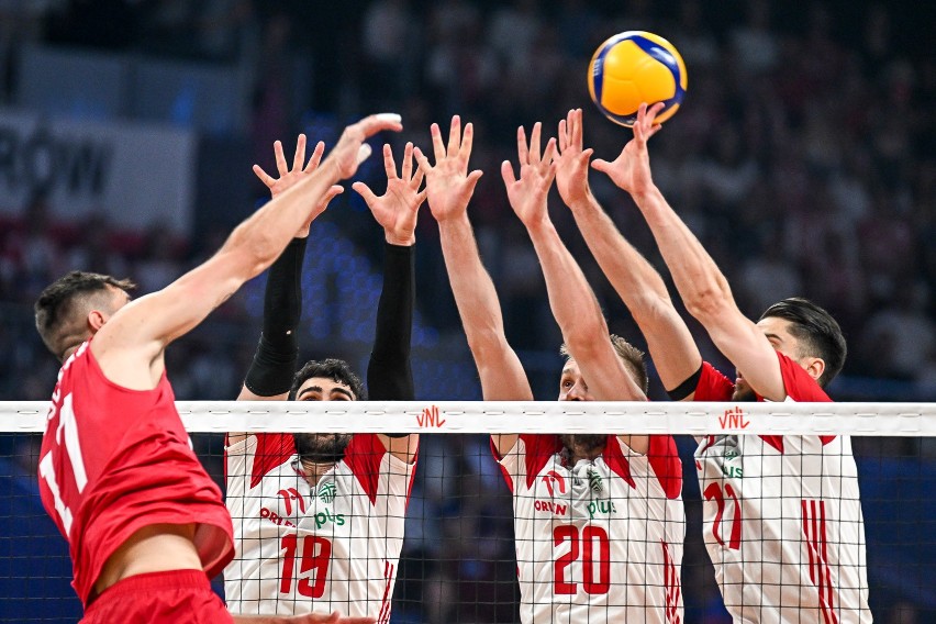 Polacy w finale Ligi Narodów siatkarzy pokonali USA 3:1....