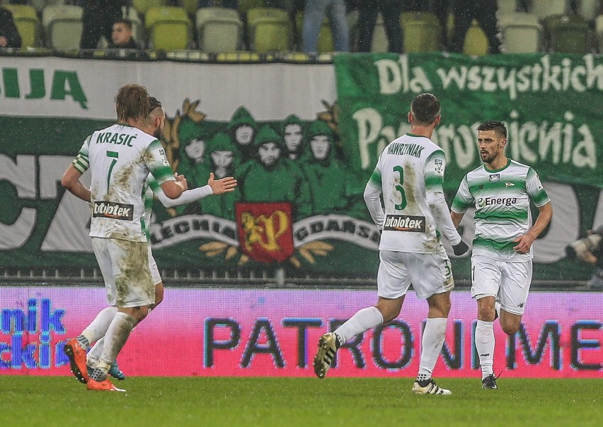 Lechia Gdańsk w ostatnim meczu pokonała 2:1 Wisłę Płock