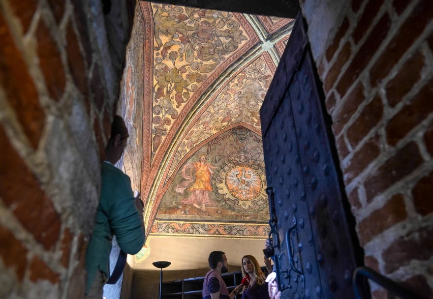 Zakończono renowację średniowiecznych malowideł ściennych w...