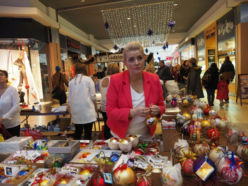 Galeria Atrium Biała. VIII Festiwal Bombki Choinkowej