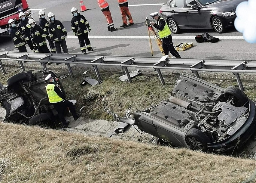 Wypadek na autostradzie A1 w Świerklanach....