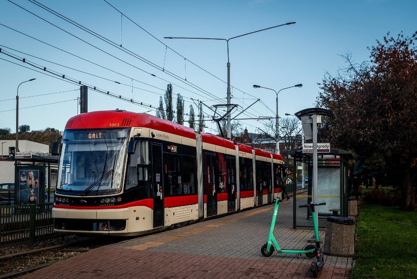 Jan Bogusławski: "Aglomeracja musi truć jak najmniej w dobie kryzysu klimatycznego". Jak wygląda pomorski publiczny transport zbiorowy?