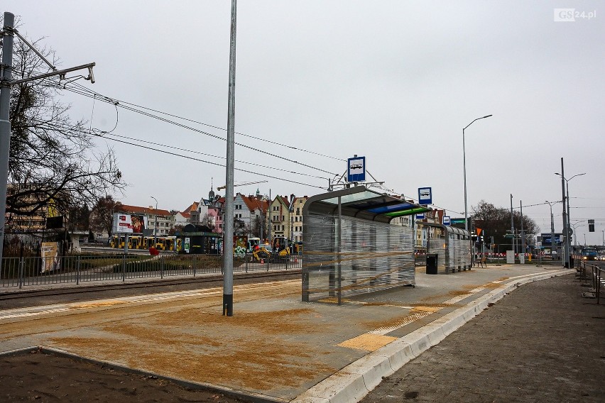 Tramwaje linii 6 w Szczecinie wracają na swoje trasy. Tak wygląda Wyszyńskiego po przebudowie. ZDJĘCIA