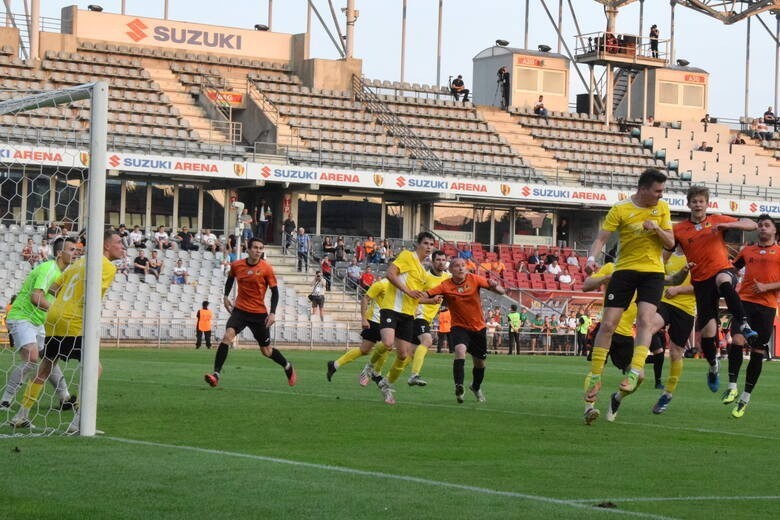 3 liga. Dużo zmian w Czarnych Połaniec. W sobotę pierwszy mecz z ŁKS Probudex Łagów