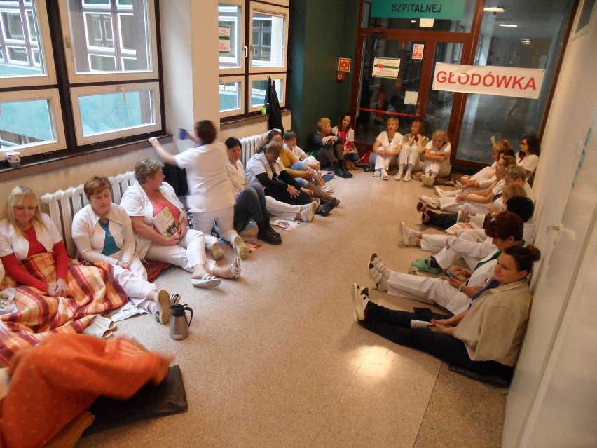 Strajk głodowy w szpitalu w Rybniku. Pielęgniarki chcą podwyżek