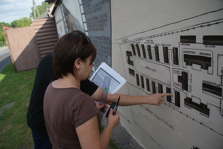 Młodzi artyści odnowili mural w Trawnikach