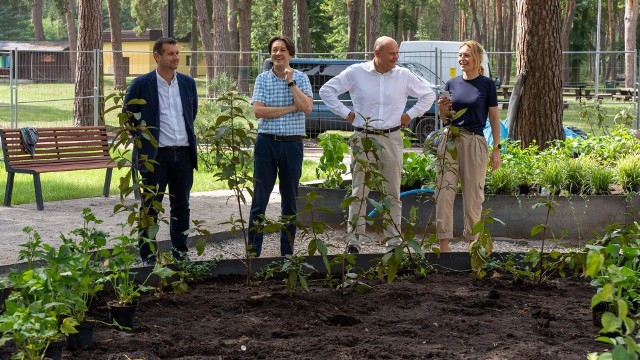 Na zdjęciu od lewej: Mirosław Pułkowski, Piotr Kozłowski, Andrzej Kosztowniak i Dorota Stępień.