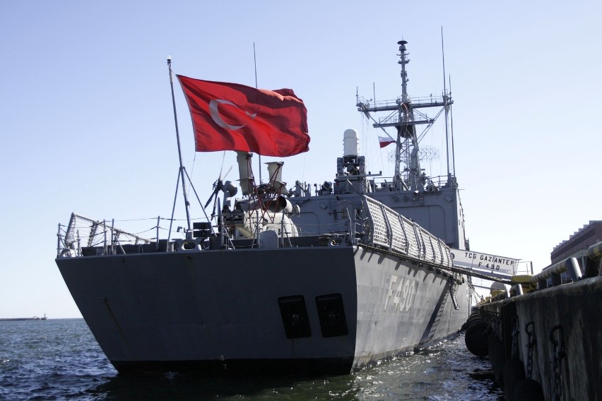 Turecki okręt wojenny TCG Gaziantep przypłynął do portu w...