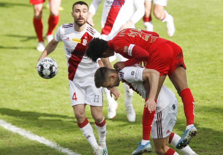 Odra Opole Widzew na żywo. Łódzcy piłkarze skrzywdzeni przez arbitra!