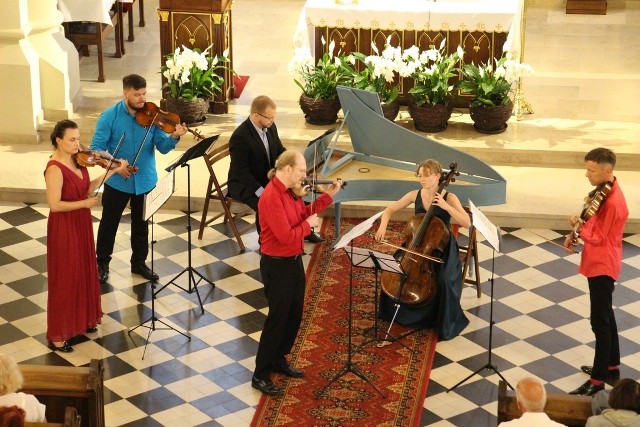 W niedzielę 28 sierpnia w Bliżynie odbył się koncert w ramach XVI Festiwalu Muzyki Organowej i Kameralnej