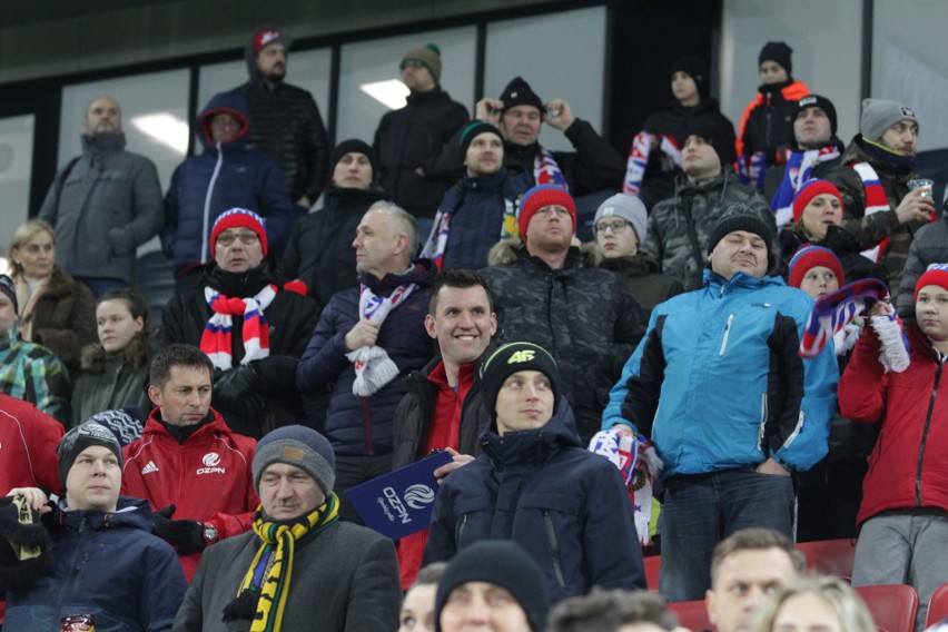 Górnik Zabrze - Wisła Kraków: mimo zimna, na trybunach był...