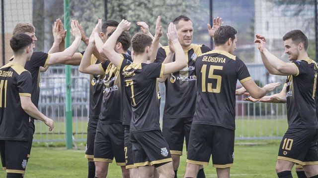 Piłkarze Głogovii mieli wiele powodów do radości po meczu z Cosmosem Nowotaniec.