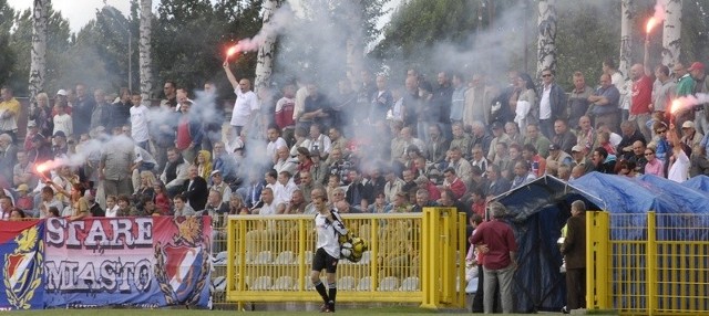 Mecz otwarcia Bałtyckiej III ligi w 2008 roku z Druteksem-Bytovią Bytów. 