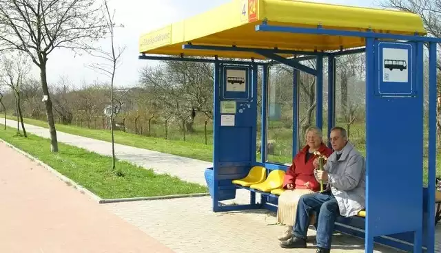 Przystanek autobusowy pomiędzy Słupskiem a Redzikowem