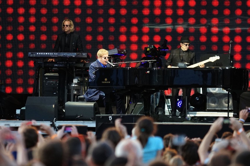 Life Festival Oświęcim 2016: Elton John zaczarował publiczność [NOWE ZDJĘCIA]