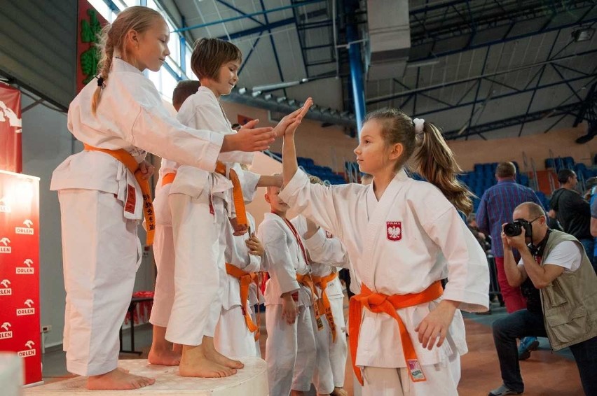 Dwa tuziny medali krakowskich karateków w V Pucharze Europy Dzieci