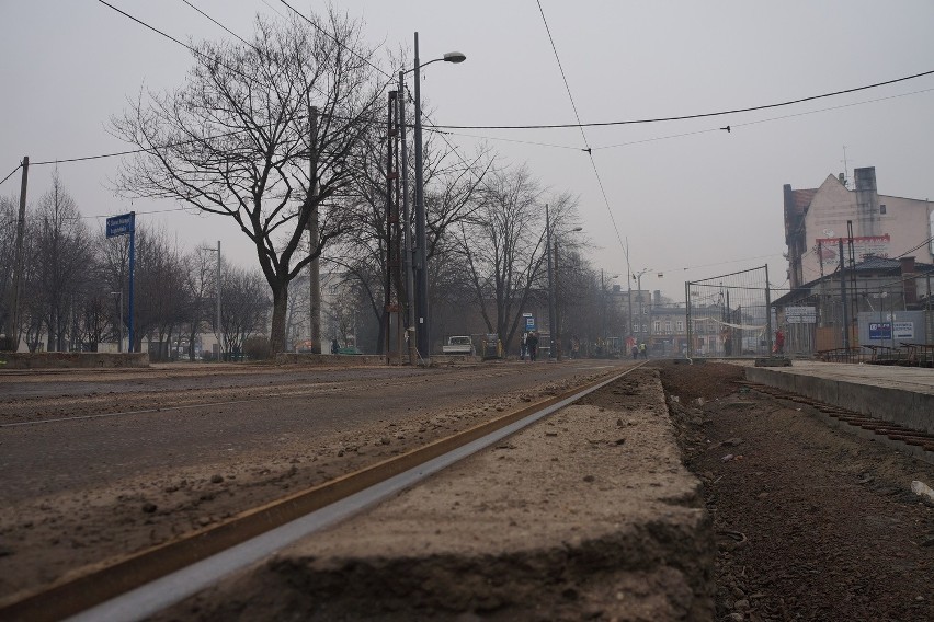 Kradzież trakcji tramwajowej i remont torów