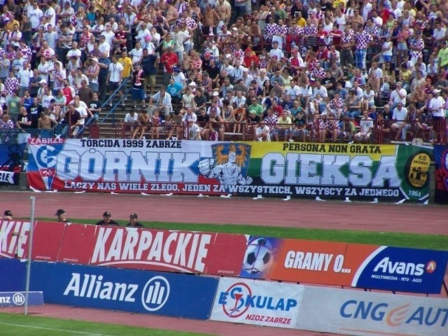 Mecz charytatywny miał przybrać formę ostatniego ligowego spotkania Górnika z GKS-em.