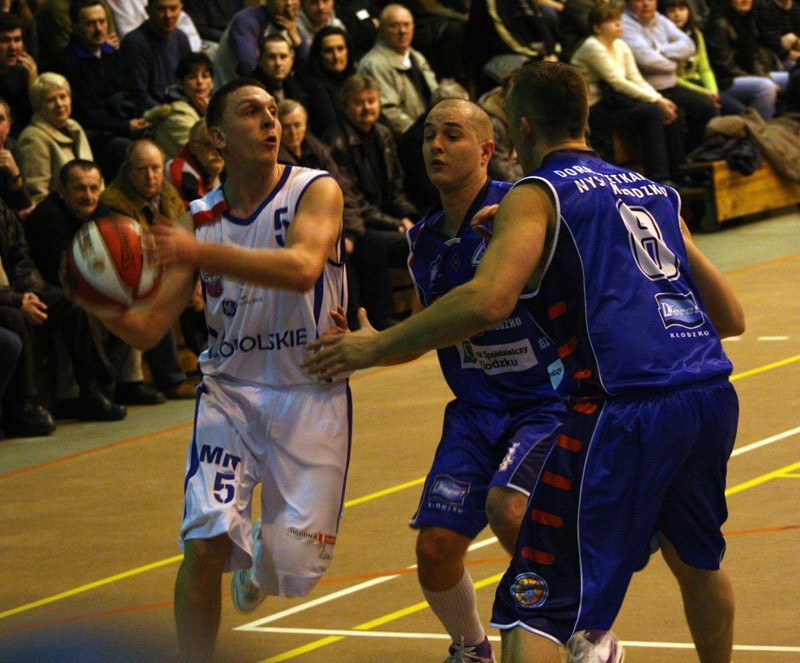 II liga koszykówki: Pogon Prudnik - Nysa Klodzka 69-83.