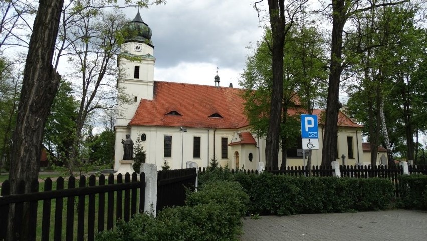 Kościół św. Stanisława, wybudowany w latach 1911-1912 przez...
