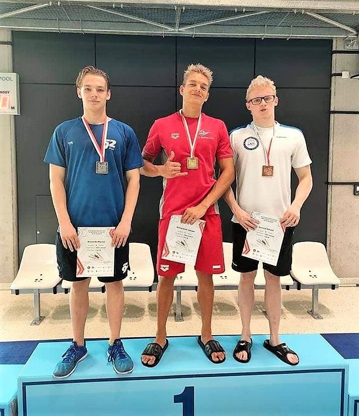 Zielonogórscy pływacy zdobyli dziewięć medali mistrzostw...