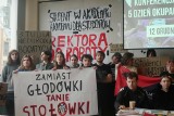 Trwa strajk okupacyjny w akademiku Jowita w Poznaniu. Studentom odcięto dostęp do prysznica i wprowadzono ochronę