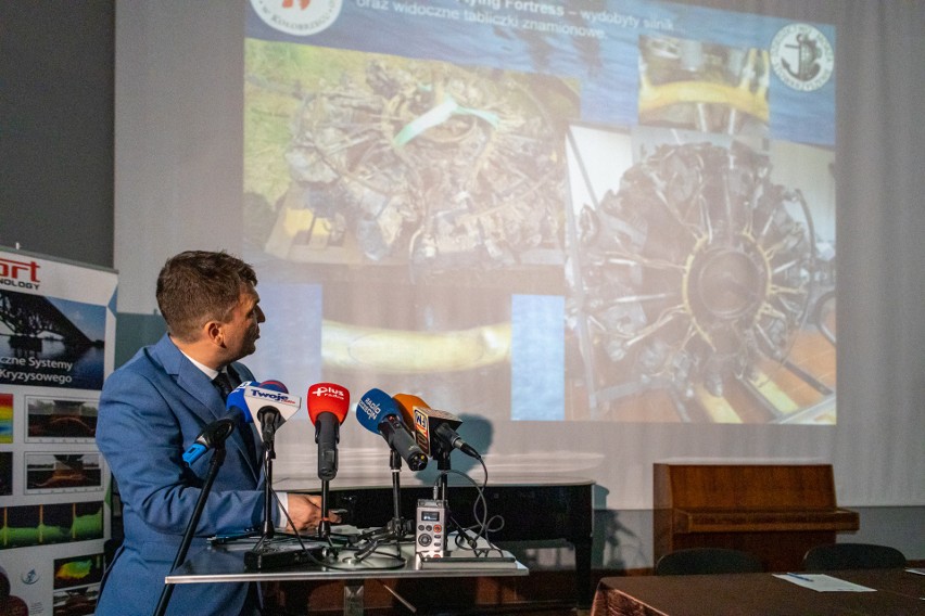 Bombowiec Boeing B-17G z Eskadry Bombowej Sił Powietrznych...