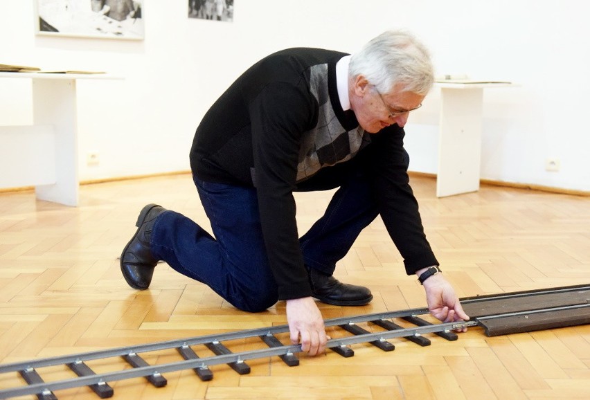 Jan Jarzina w Zastalu przepracował 45 lat. Na wystawie w...