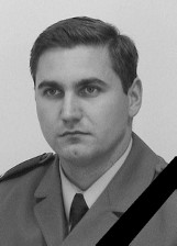 Policjant Marek Dziakowicz z Wałbrzycha pośmiertnie odznaczony za uratowanie ludzkiego życia