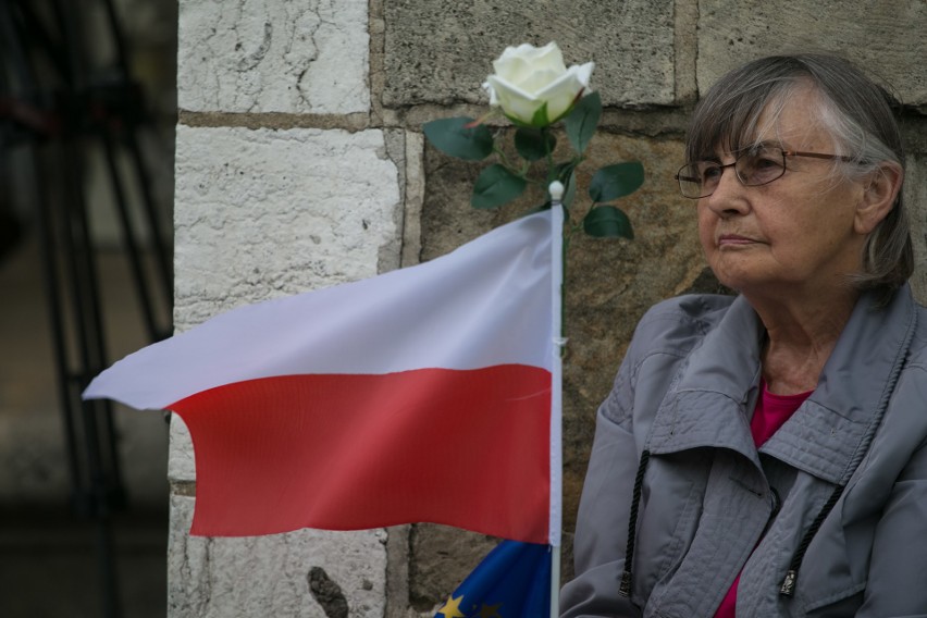 24 lipca 2017. Protest w obronie niezależności sądów na...