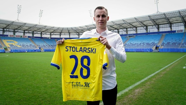 (Paweł Stolarski jest pierwszym pozyskanym piłkarzem tej zimy)