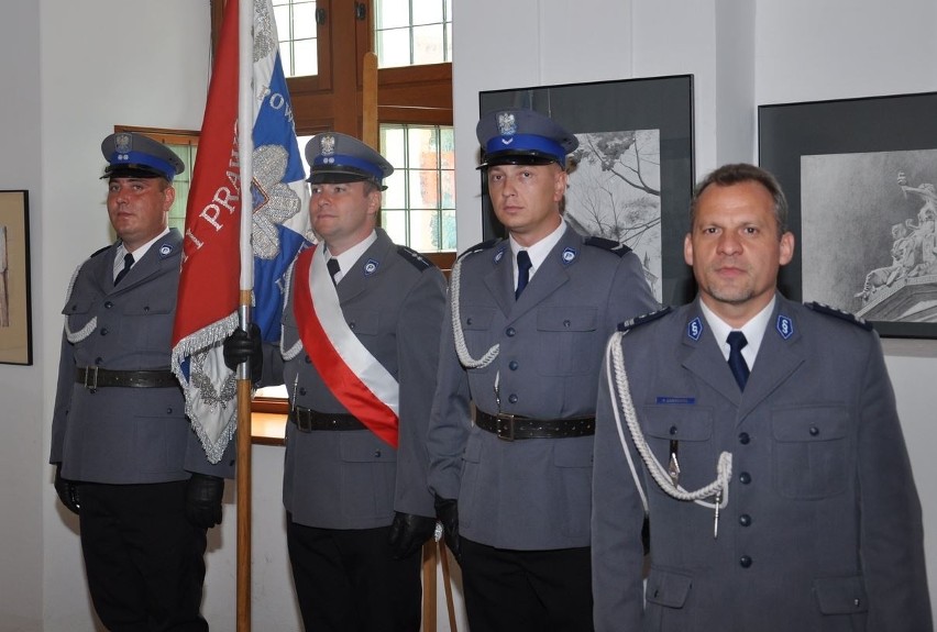 W lipcu podczas święta policji komendant Paweł Zarychta...