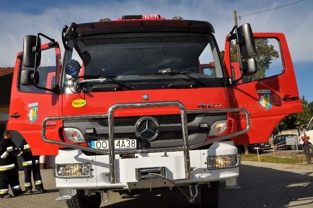 Mercedes Atego w OSP w Dobrodzieniu.