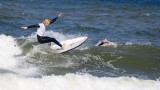 Surfer ze Śląska. Kuba Kuzia wicemistrzem Polski. Przegrał tylko z Australijczykiem