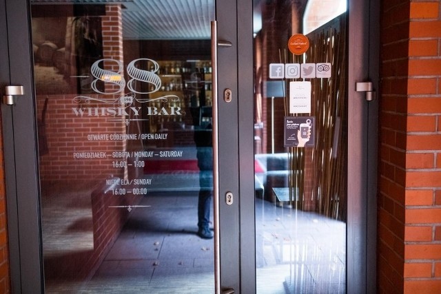 We wrześniu 2019 r. w restauracji Whisky Bar 88 na terenie City Parku w Poznaniu doszło do wybuchu. Na skutek wybuchu biokominka, zmarła 30-letnia kelnerka, która doznała rozległych poparzeń ciała. W poznańskim sądzie rozpoczął się proces Ziemowita M., zarządcy lokalu
