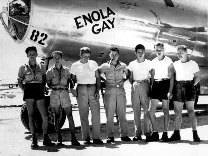 Załoga (niekompletna) Superfortecy B-29 "Enola Gay", która...
