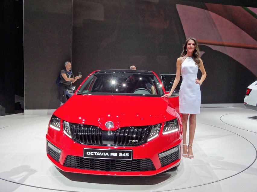 Skoda Octavia RS 245...