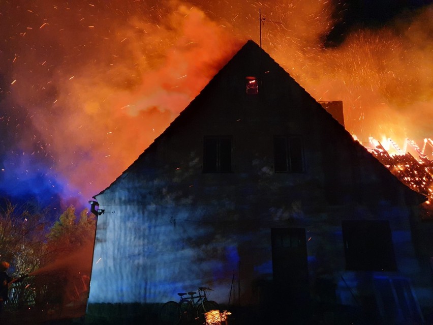 Pożar domu w Stachowie.