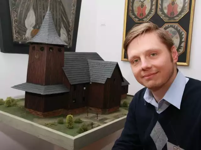 - Makieta jest wierną kopią kościoła w Chlastawie &#8211; mówi Andrzej Pasniewski, konserwator zabytków z muzeum w Międzyrzeczu.