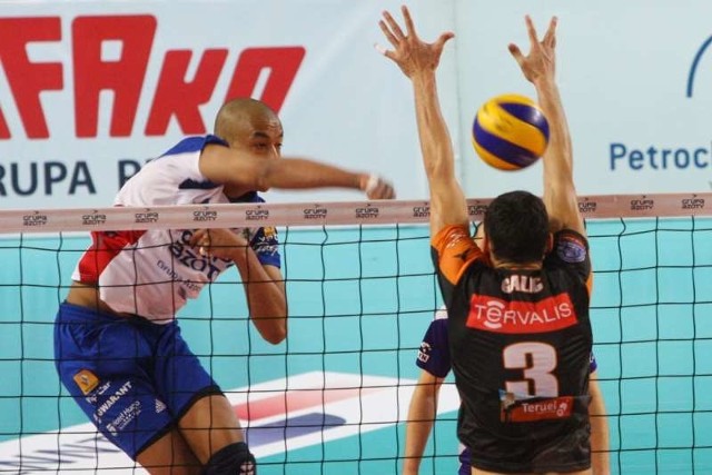 W ataku Nimir Abdel-Aziz (Zaksa).