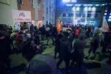 "Nasza cierpliwość się kończy!" Protest przed biurem PiS w Bydgoszczy [wideo, zdjęcia]