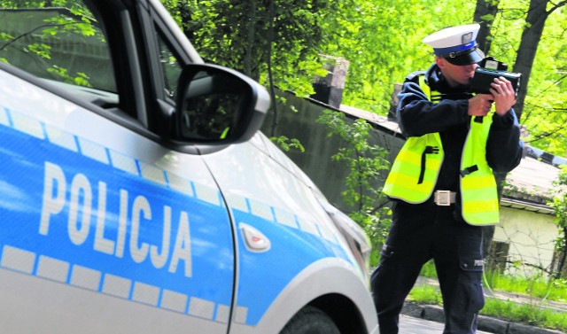 Policjanci twierdzą, że obserwują zdecydowane zmniejszenie prędkości z jaką kierowcy poruszają się w terenie zabudowanym, a skutkiem tego jest poprawa bezpieczeństwa na naszych drogach