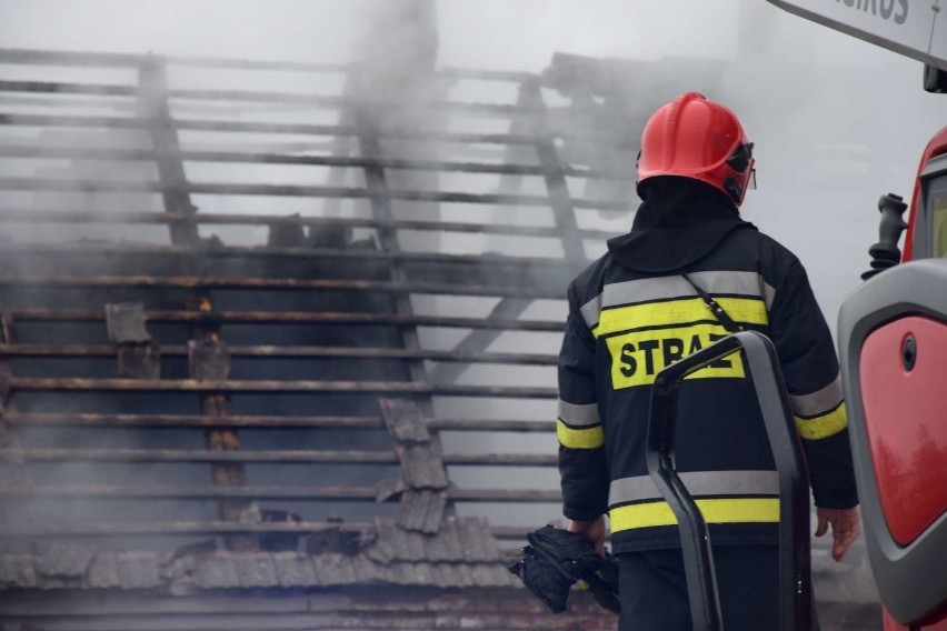 W Niemczynie pod Damasławkiem w płomieniach stanął dom.