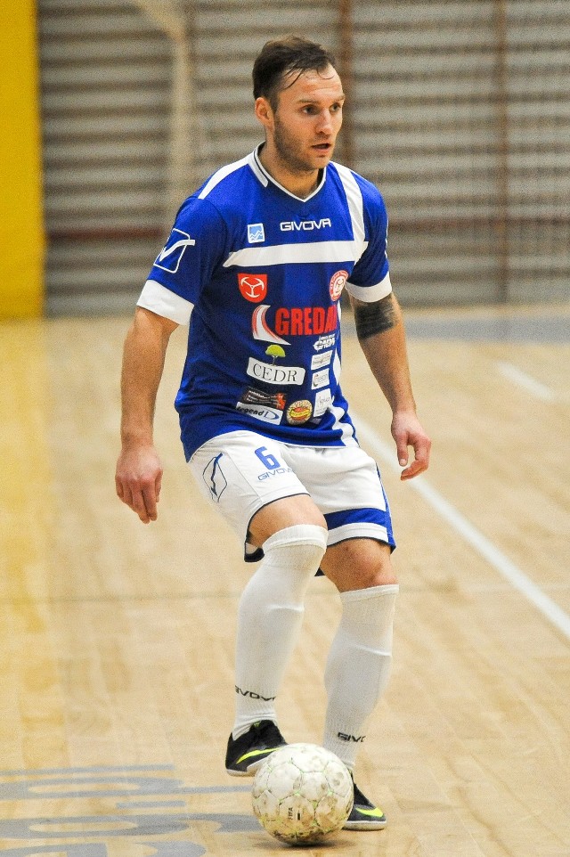 Gracz Gredaru Brzeg Paweł Boczarski zdobył aż cztery gole w meczu z AZS-em Lublin.
