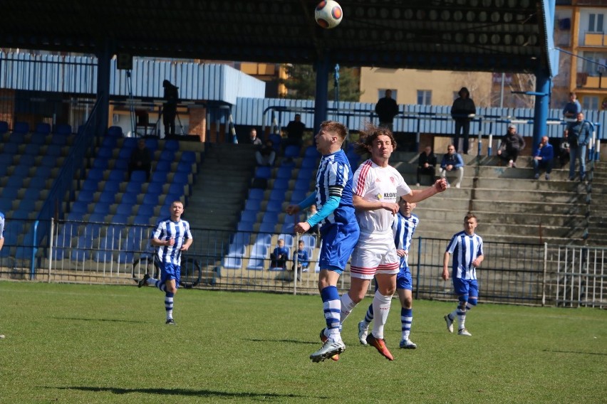 4 liga. Czerwono na meczu w Dębicy. Igloopol zremisował z Wiązownicą 1:1