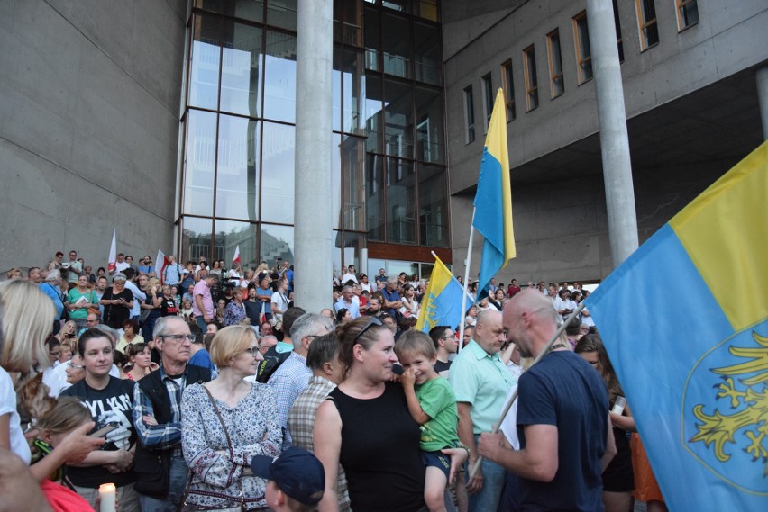 Czwartkowy protest przed Sądem Okręgowym w Katowicach