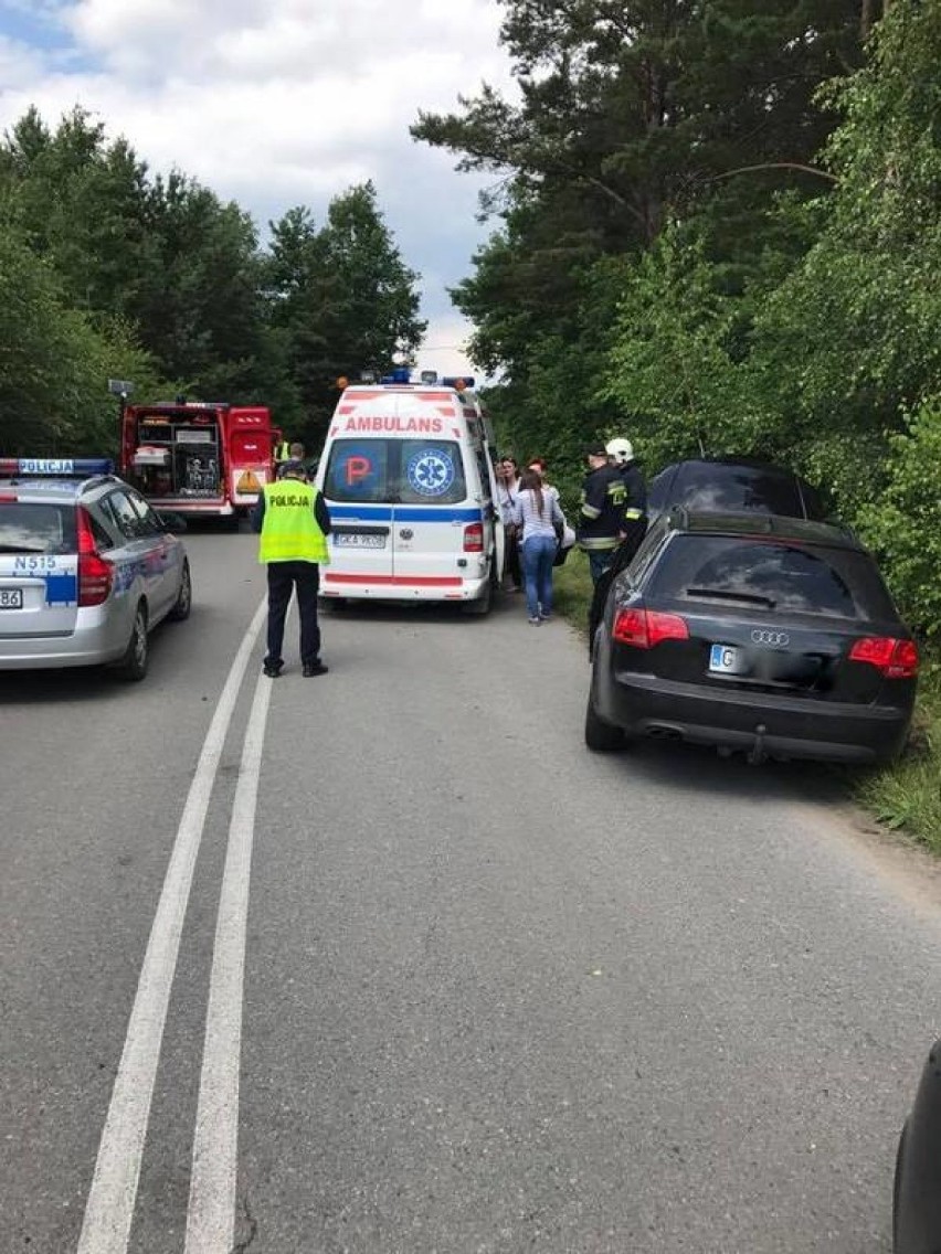 Wypadek na trasie Kamienica Królewska-Niepoczołowice (12.07)