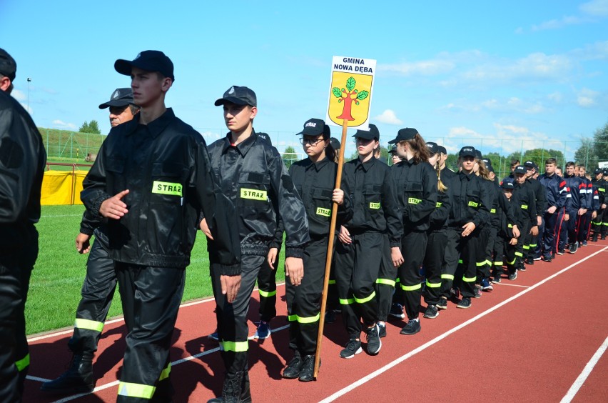 Baranów Sandomierski. Strażacy ochotnicy z powiatu tarnobrzeskiego pokazali, co potrafią [ZDJĘCIA] 